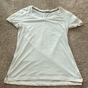 Lululemon cream stripe tee size 6